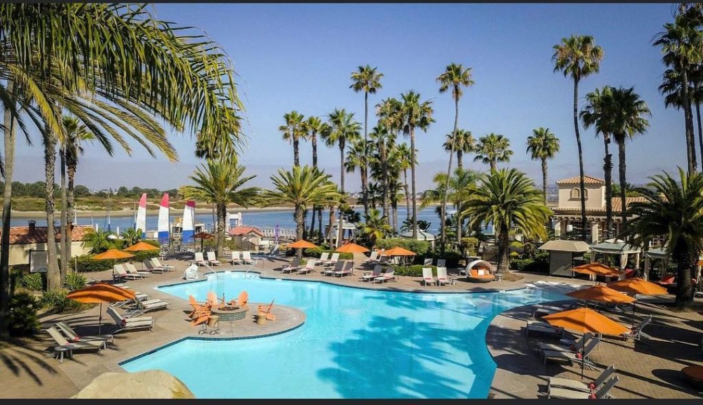 smoking hotel pool san diego mission bay resort