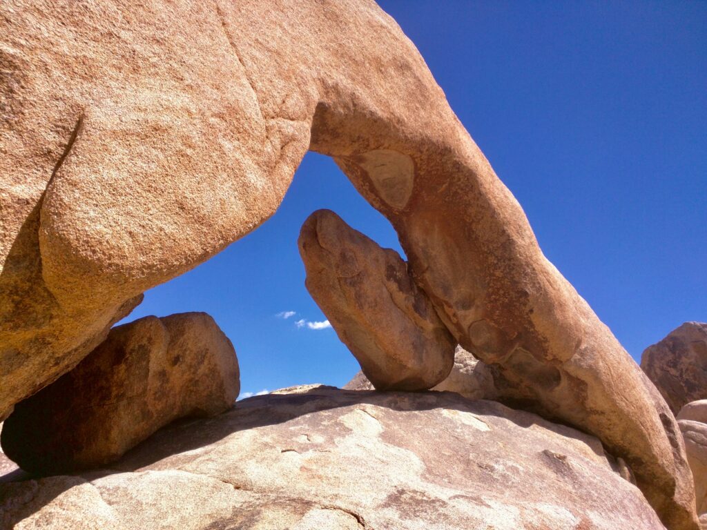 arch rock joshua tree