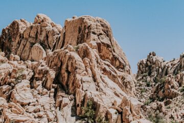 hiking joshua tree