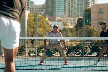 how to find open play pickleball when traveling California